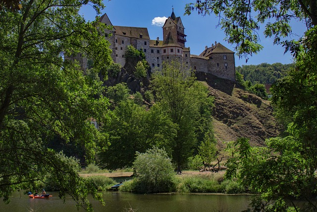 hrad Loket